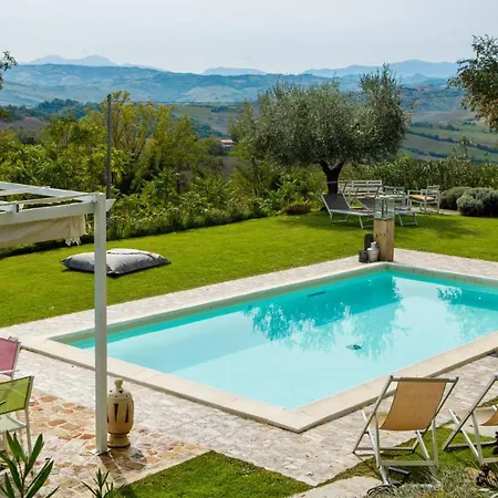 Casalina 8, Emma Vila Mondaino